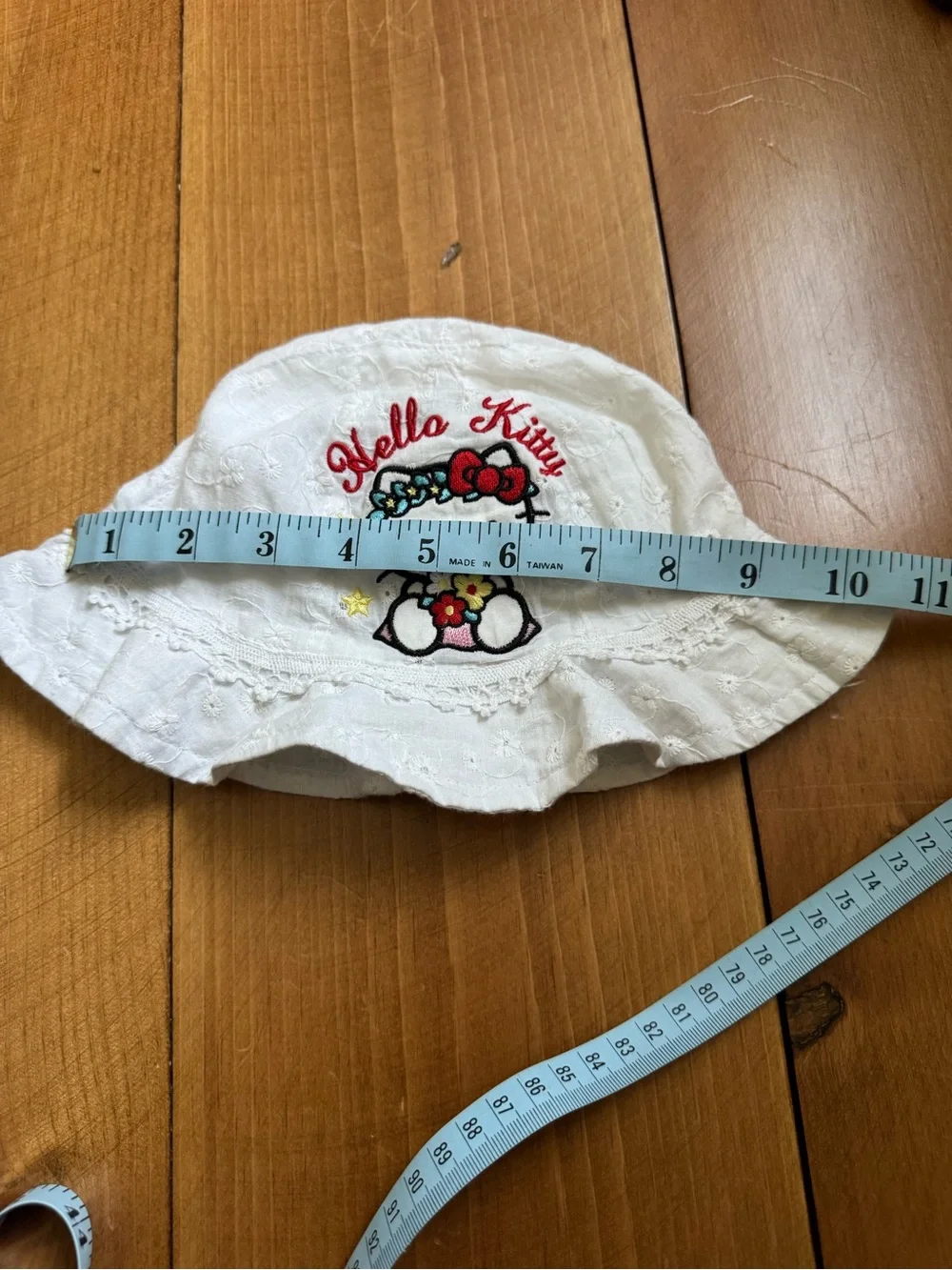 Hello Kitty White Eyelet Embroidered Bucket Sun Hat